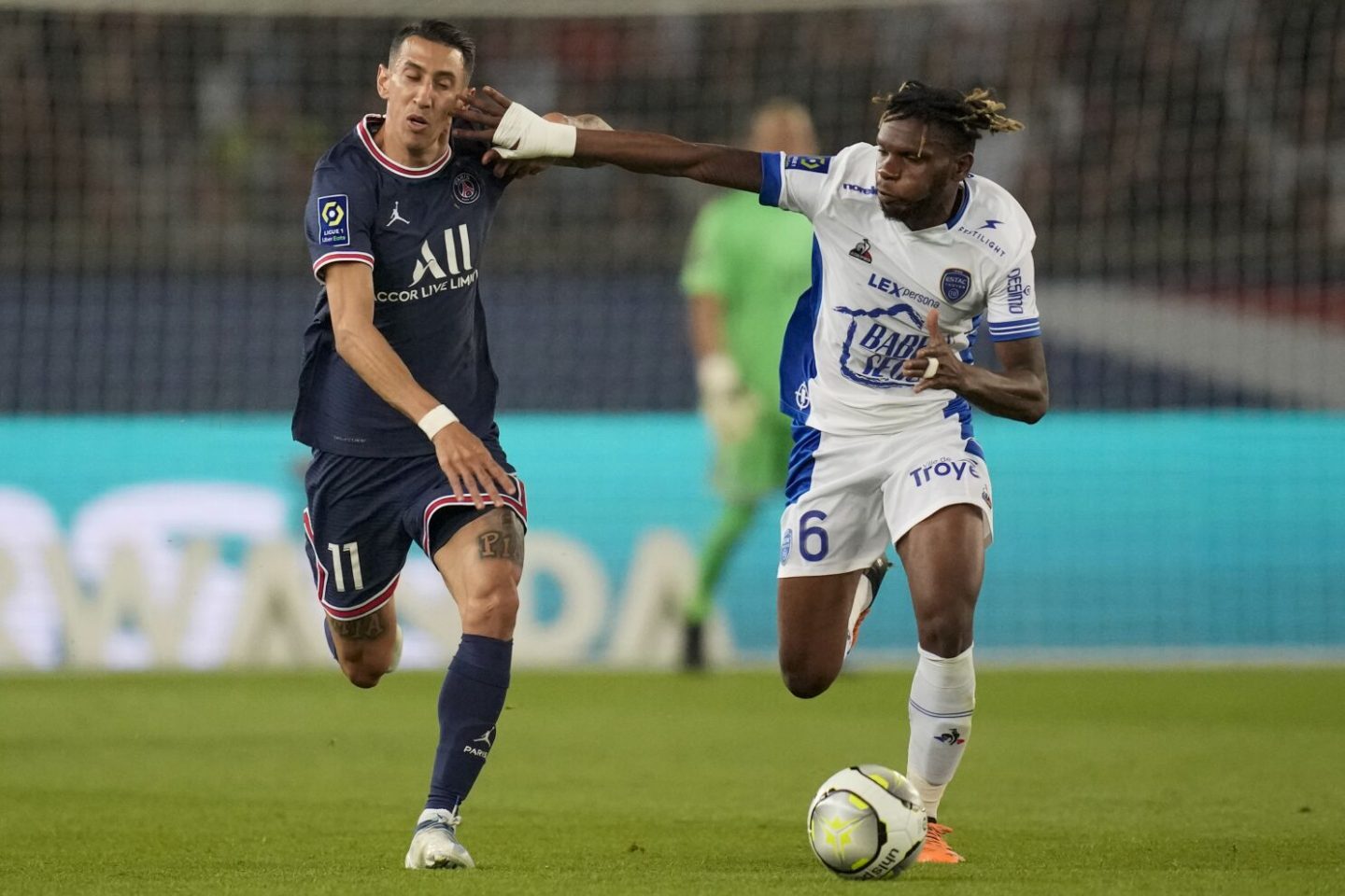 ESTAC TROYES Rominigue Kouamé